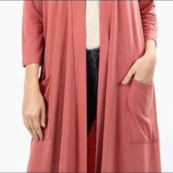 See new listing - Picture 2 of 5